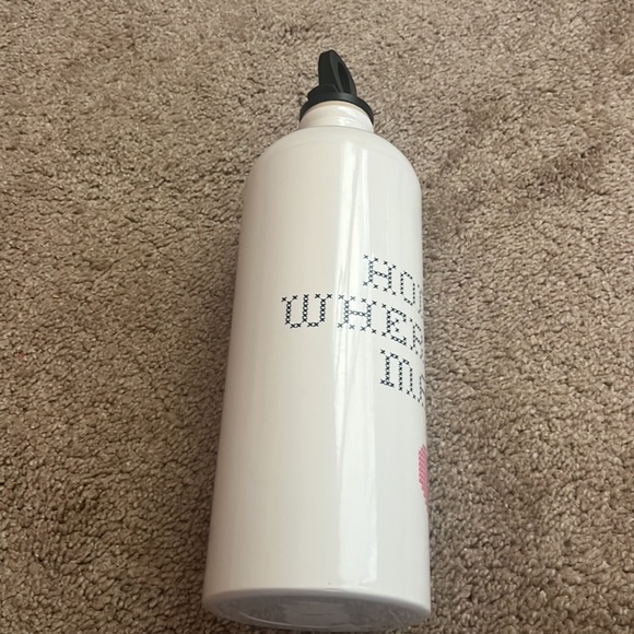 Lululemon water bottle. Home is where your mat is - Picture 4 of 7